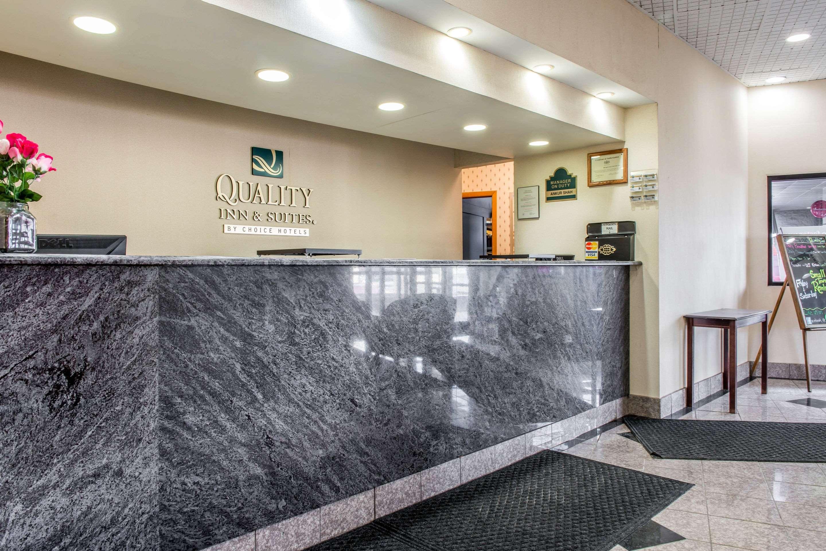 Quality Inn & Suites Fairview Fairview  Екстер'єр фото