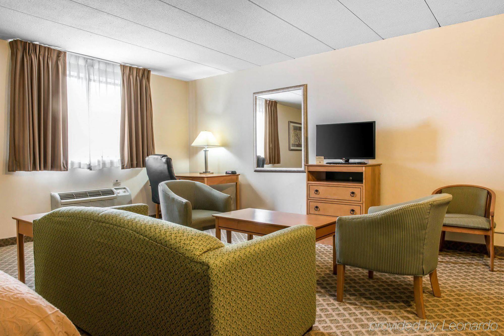 Quality Inn & Suites Fairview  Екстер'єр фото